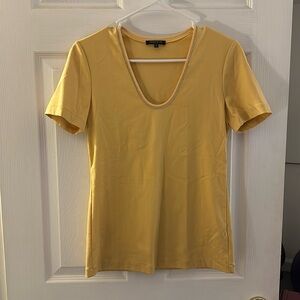 Lafayette 148 yellow tshirt with embellishment